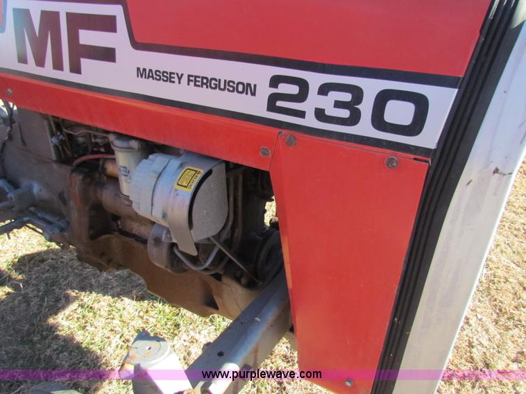 image for item G4460 1982 Massey-Ferguson 230 tractor