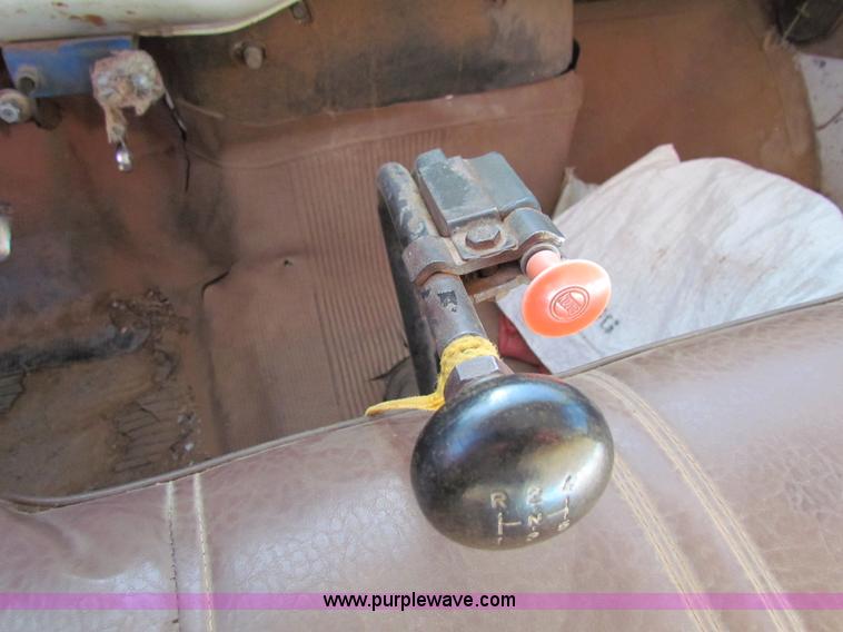 image for item G4461 1976 Chevrolet C65 grain truck