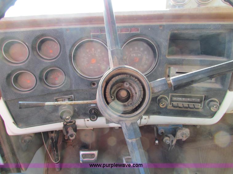 image for item G4461 1976 Chevrolet C65 grain truck