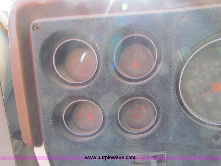 image for item G4461 1976 Chevrolet C65 grain truck