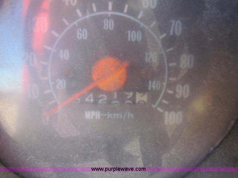 image for item G4461 1976 Chevrolet C65 grain truck