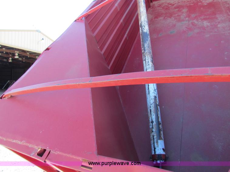 image for item G4461 1976 Chevrolet C65 grain truck