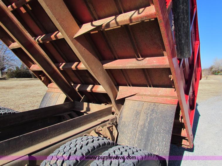 image for item G4461 1976 Chevrolet C65 grain truck