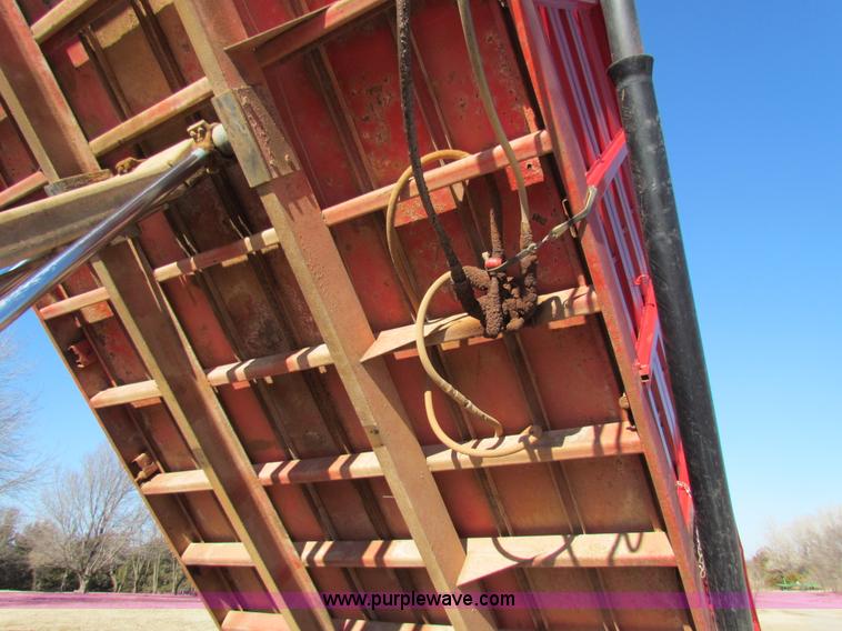 image for item G4461 1976 Chevrolet C65 grain truck