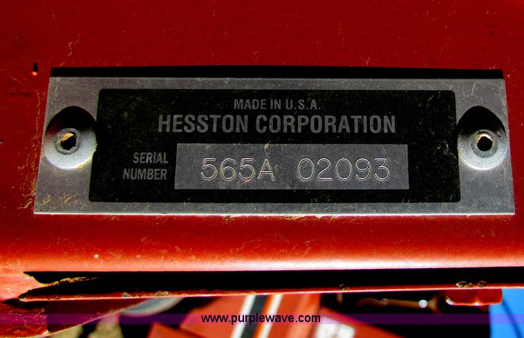 image for item G4463 Hesston 565A round baler