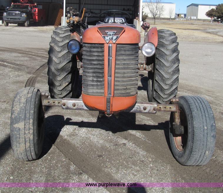 image for item G9647 1965 Massey-Ferguson 65 tractor