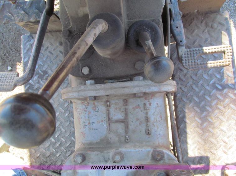 image for item G9647 1965 Massey-Ferguson 65 tractor