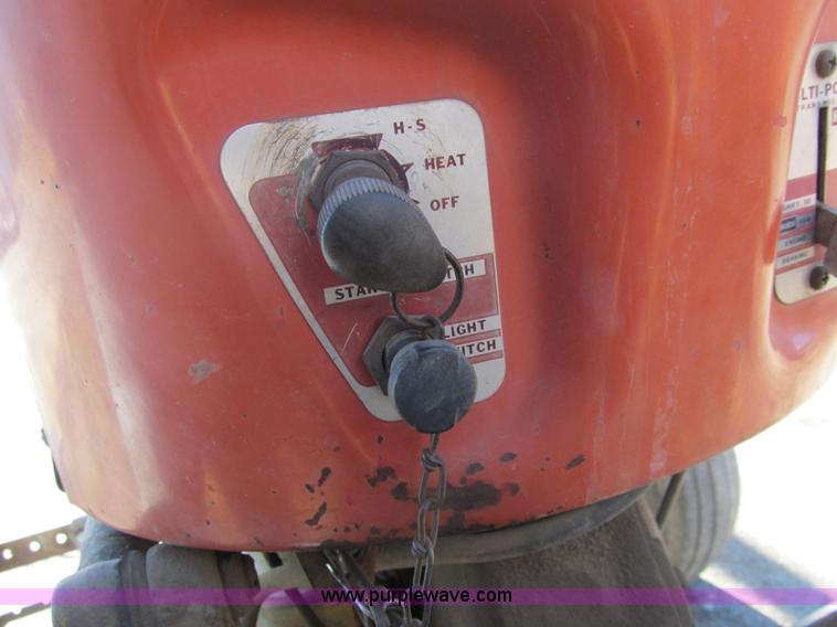 image for item G9647 1965 Massey-Ferguson 65 tractor