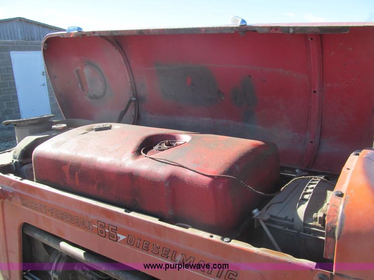 image for item G9647 1965 Massey-Ferguson 65 tractor