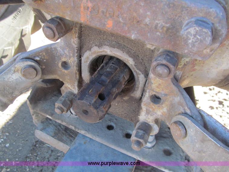 image for item G9647 1965 Massey-Ferguson 65 tractor