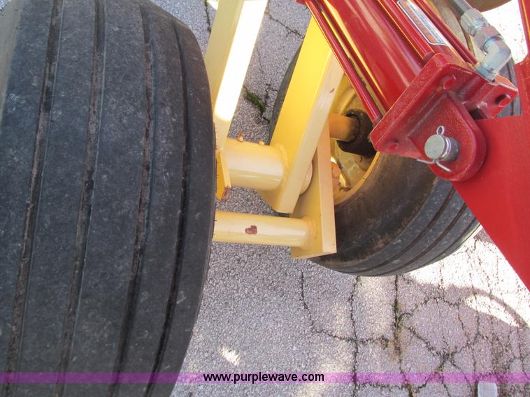 image for item H3829 2012 Krause 7300 24' disk harrow