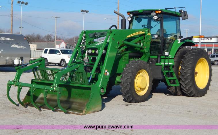 image for item H3832 2009 John Deere 7630 MFWD tractor