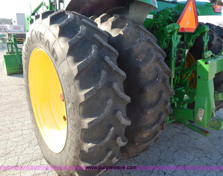 image for item H3832 2009 John Deere 7630 MFWD tractor