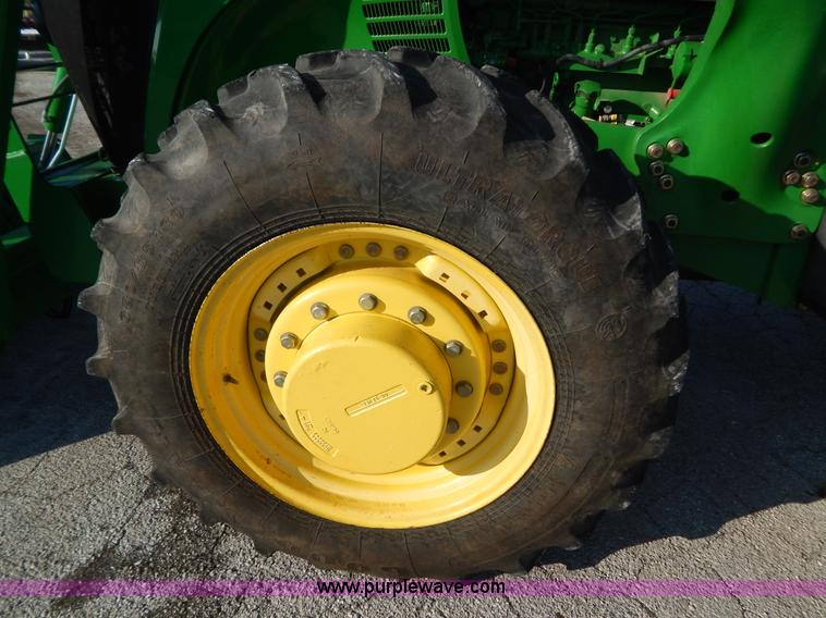 image for item H3832 2009 John Deere 7630 MFWD tractor