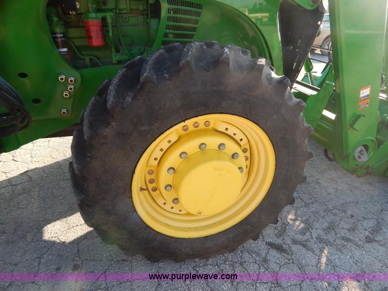 image for item H3832 2009 John Deere 7630 MFWD tractor