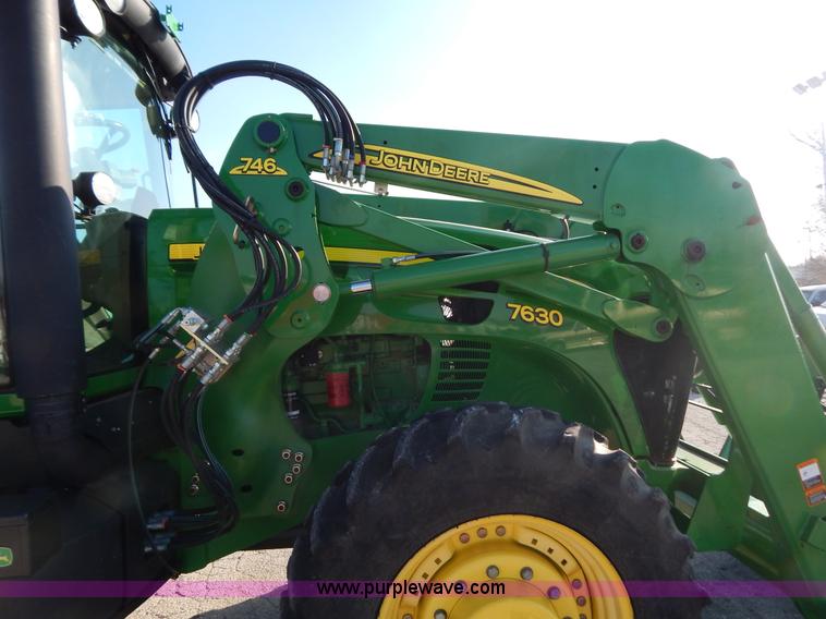 image for item H3832 2009 John Deere 7630 MFWD tractor