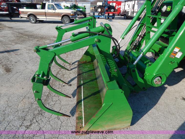 image for item H3832 2009 John Deere 7630 MFWD tractor