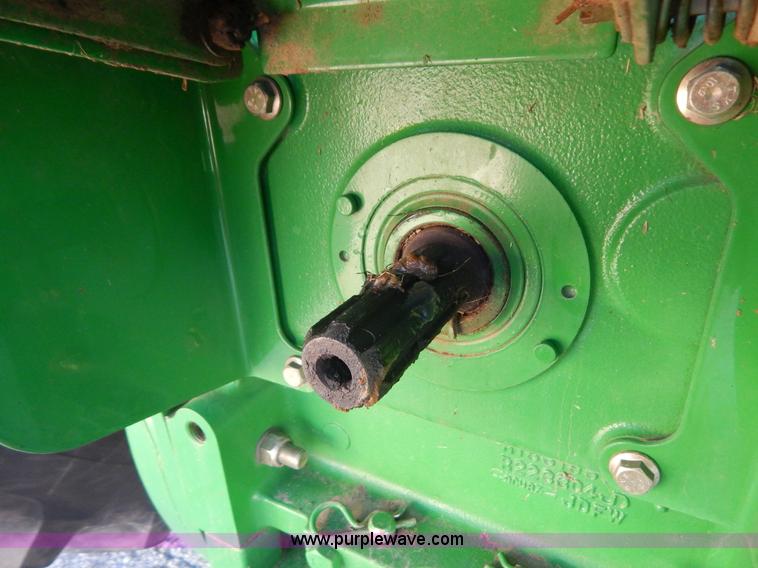 image for item H3832 2009 John Deere 7630 MFWD tractor