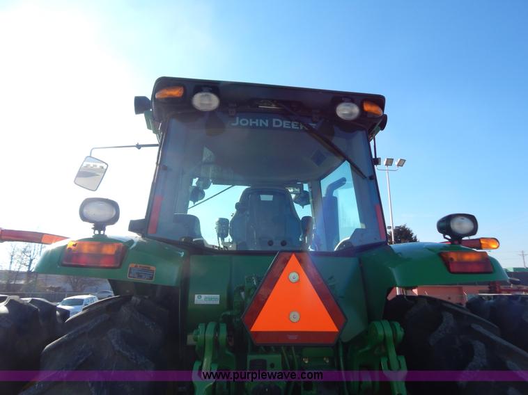 image for item H3832 2009 John Deere 7630 MFWD tractor