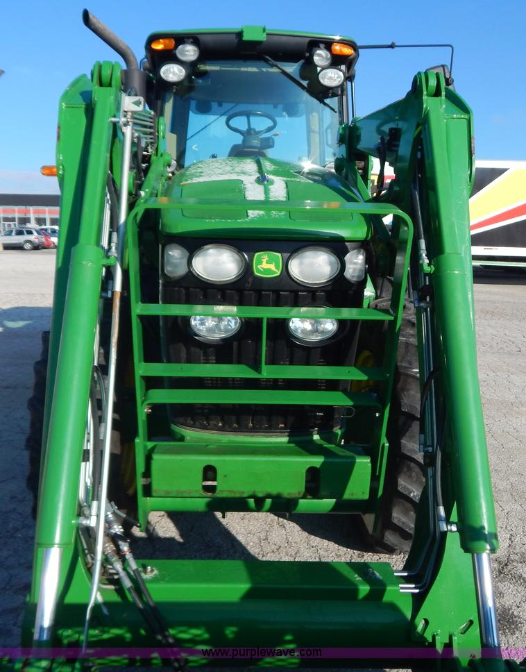 image for item H3832 2009 John Deere 7630 MFWD tractor