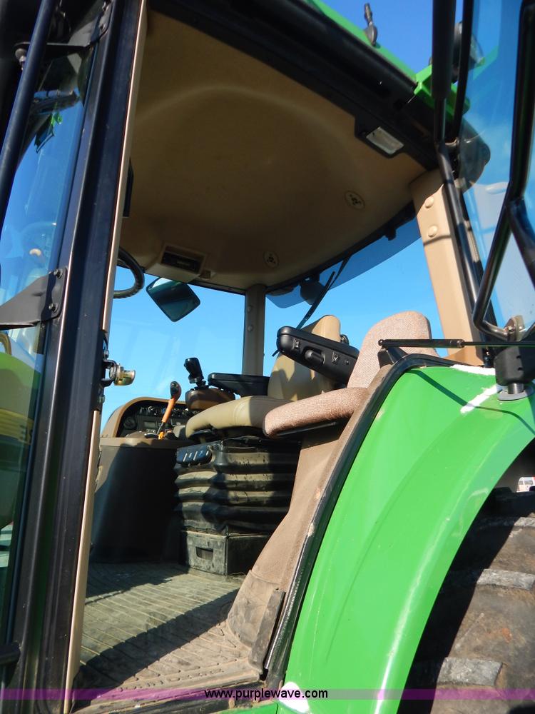 image for item H3832 2009 John Deere 7630 MFWD tractor