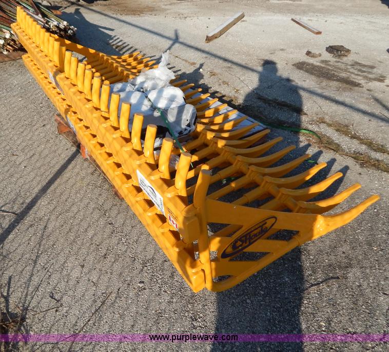 image for item H3833 2012 S Houle rock bucket