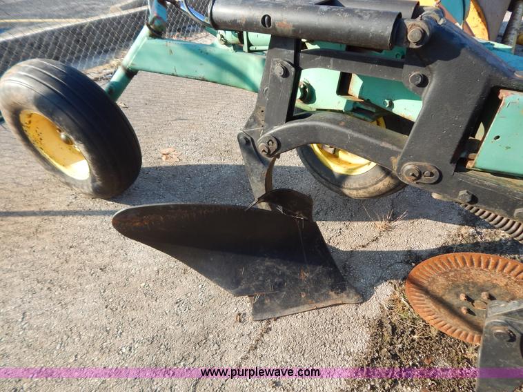 image for item H3835 John Deere 2800 six bottom plow