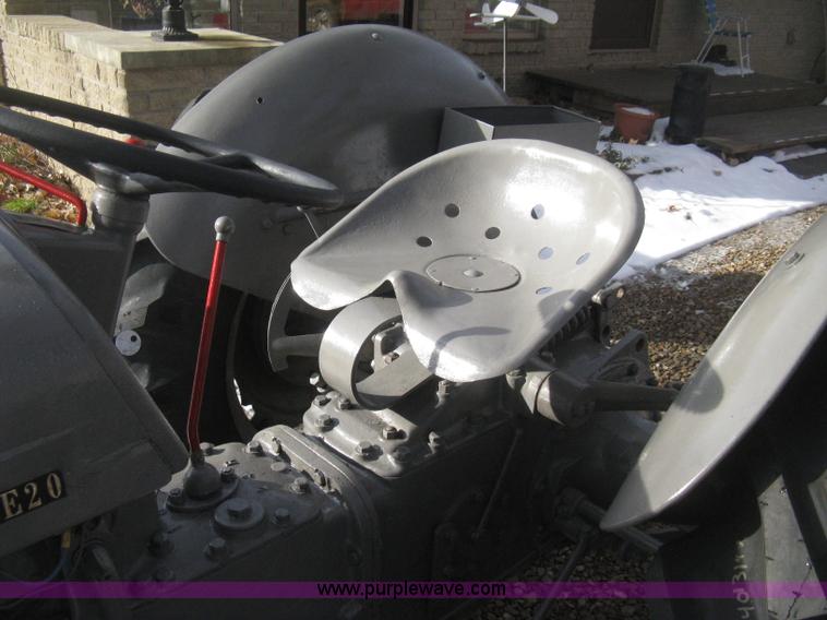 image for item I5738 1948 Ferguson TE20 tractor