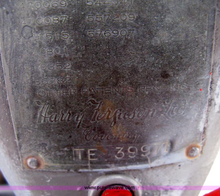 image for item I5738 1948 Ferguson TE20 tractor