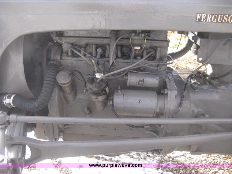 image for item I5738 1948 Ferguson TE20 tractor
