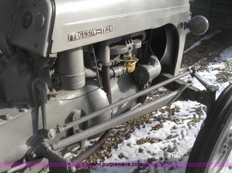 image for item I5738 1948 Ferguson TE20 tractor