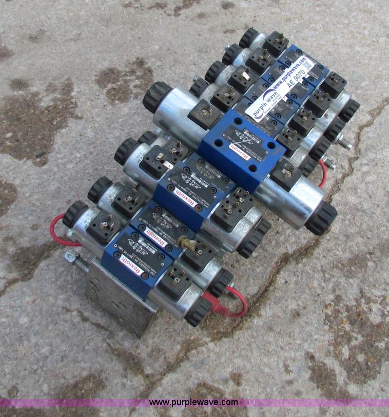 image for item AE9070 Electric over hydraulic control valve
