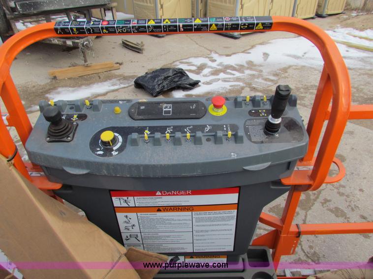 image for item AE9071 JLG basket