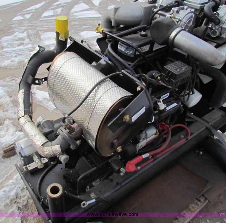 image for item AE9072 2011 GM Vortec 3.0L gas power skid