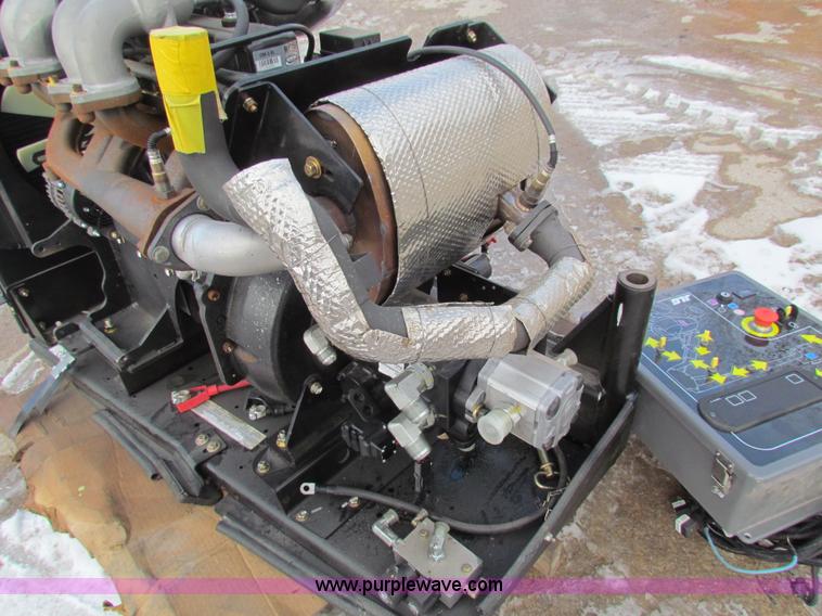 image for item AE9072 2011 GM Vortec 3.0L gas power skid