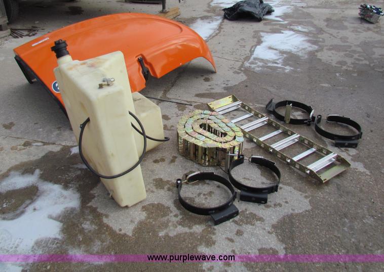 image for item AE9073 JLG 600A engine cover