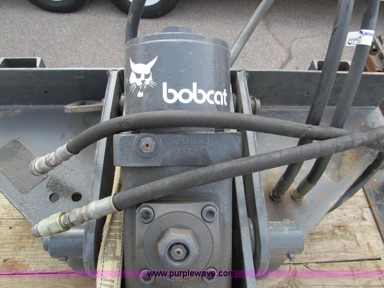 image for item AY9955 Bobcat 2500-6 hydraulic breaker