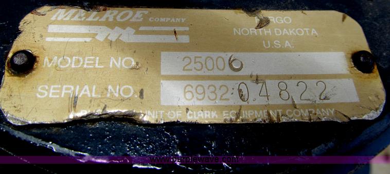 image for item AY9955 Bobcat 2500-6 hydraulic breaker