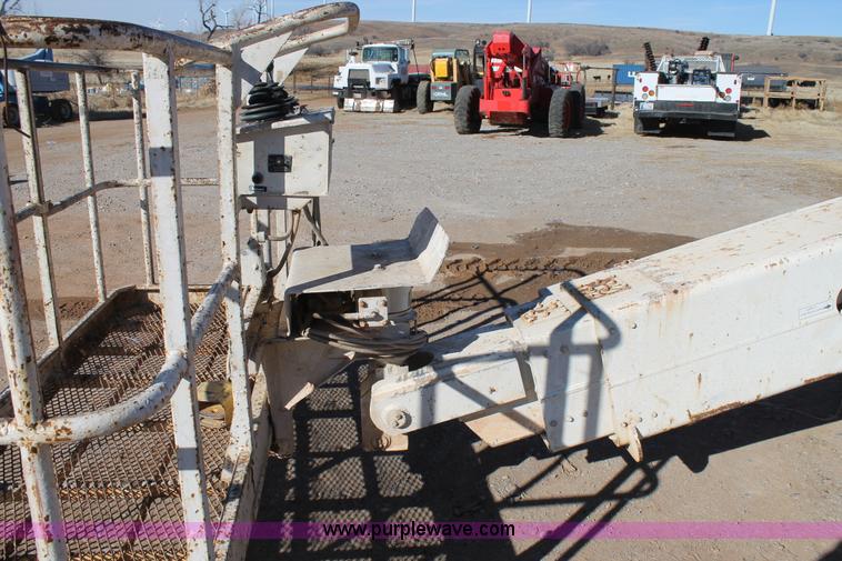 image for item C3670 1999 Snorkel TB-A80RDZ boom lift