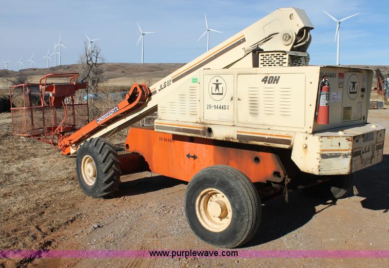 image for item C3672 1990 JLG 40H boom lift