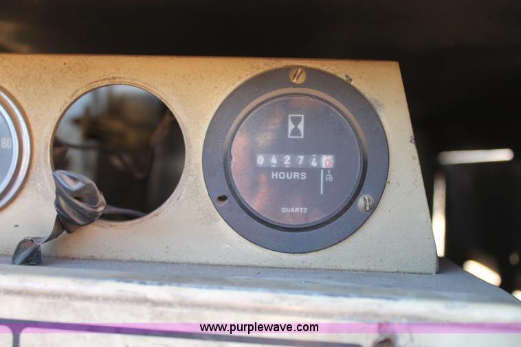 image for item C3672 1990 JLG 40H boom lift