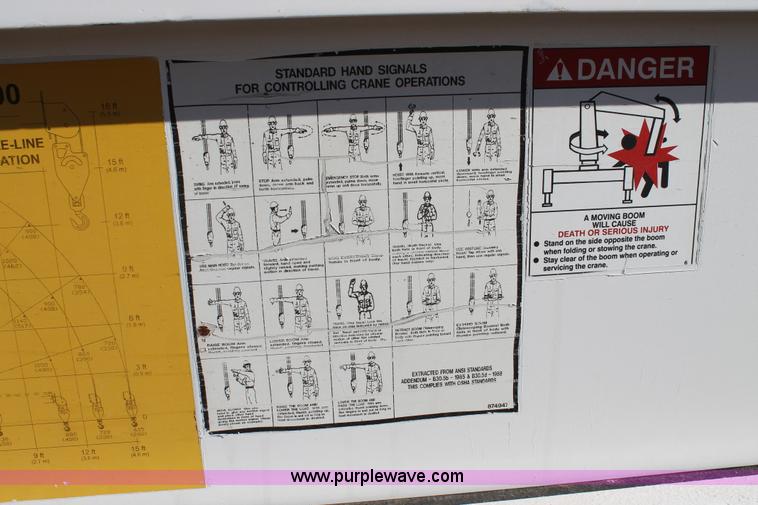 image for item C3673 2004 Ford F550 SuperCab utility truck