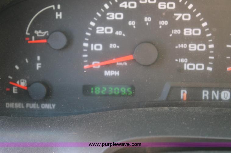 image for item C3673 2004 Ford F550 SuperCab utility truck