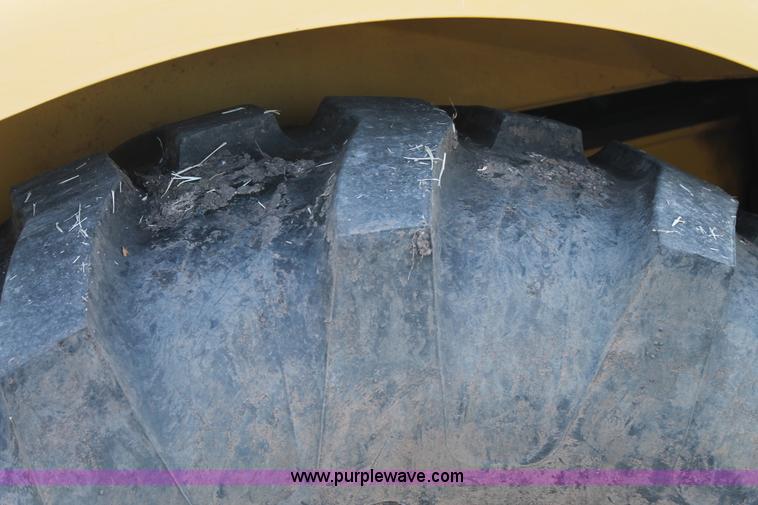 image for item C3676 Komatsu WB140-2N backhoe