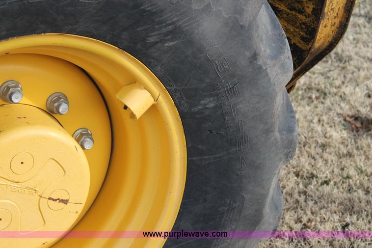 image for item C3676 Komatsu WB140-2N backhoe
