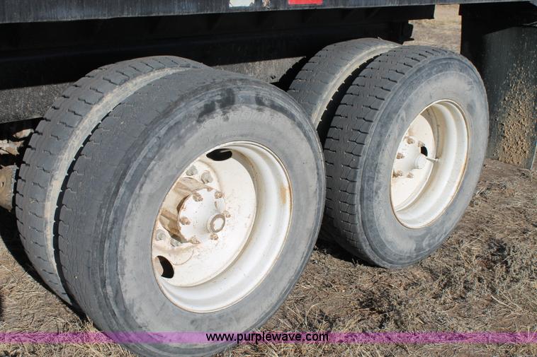 image for item C3681 1984 Mack RD686S dump truck