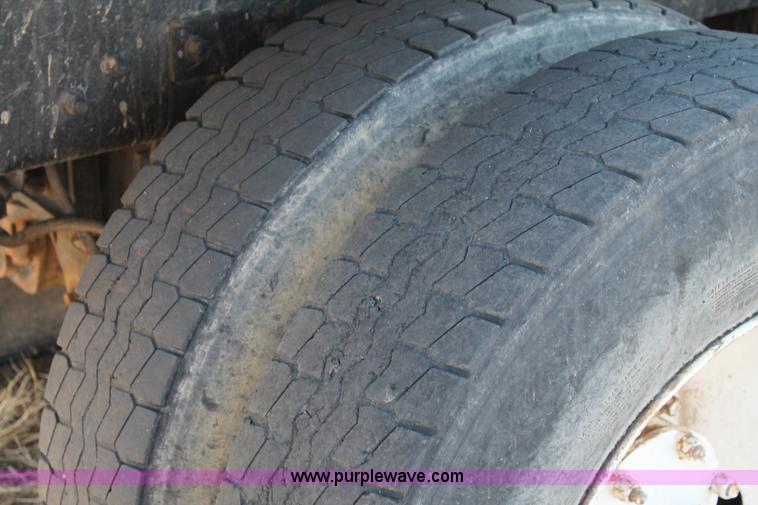 image for item C3681 1984 Mack RD686S dump truck