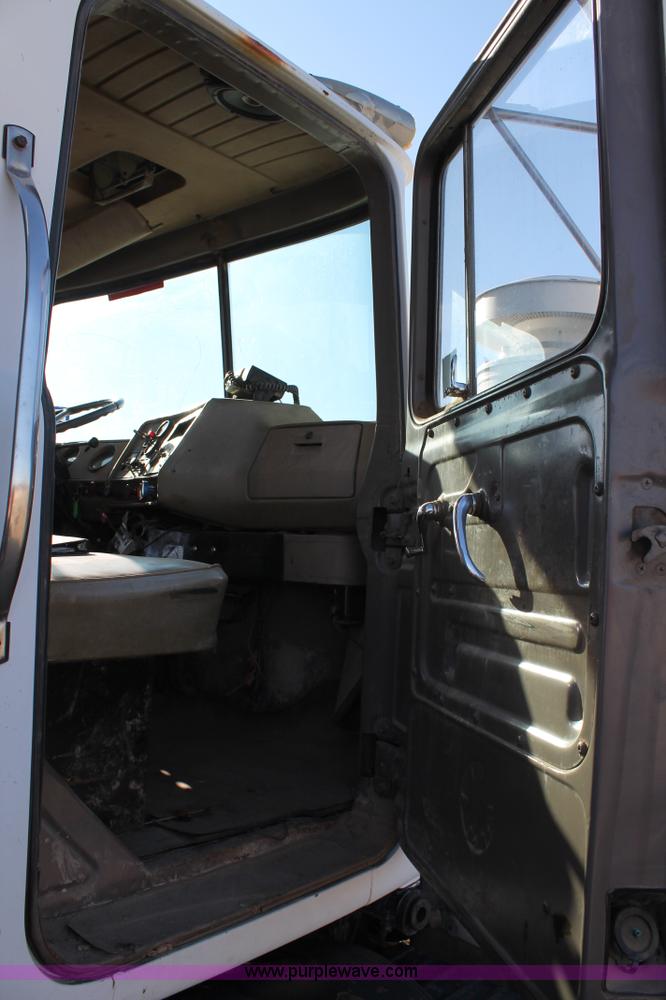 image for item C3681 1984 Mack RD686S dump truck