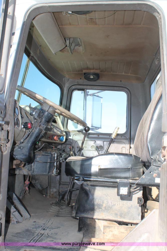 image for item C3681 1984 Mack RD686S dump truck