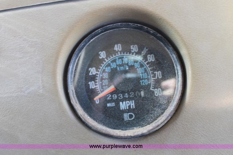 image for item C3681 1984 Mack RD686S dump truck